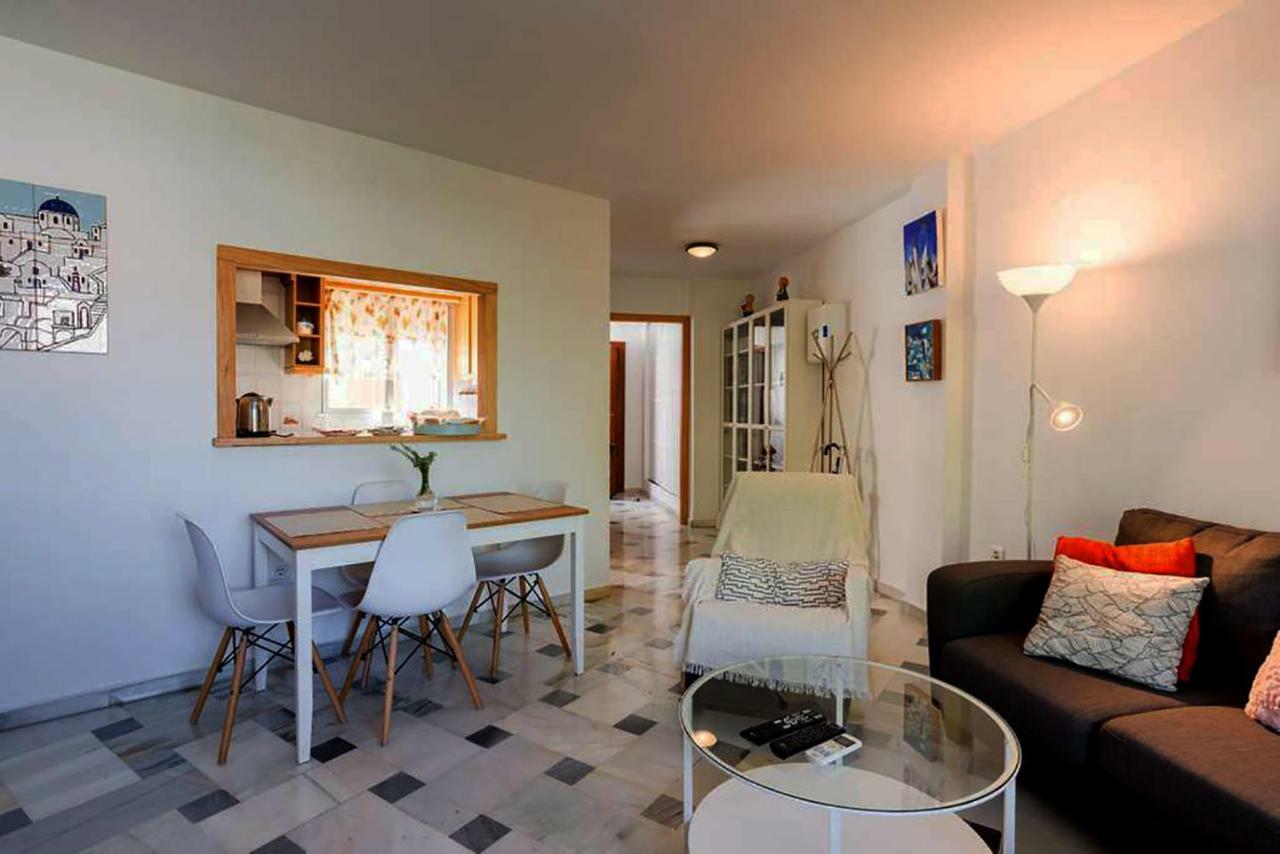 Apartamento Con Parking Gratuito Málaga Kültér fotó